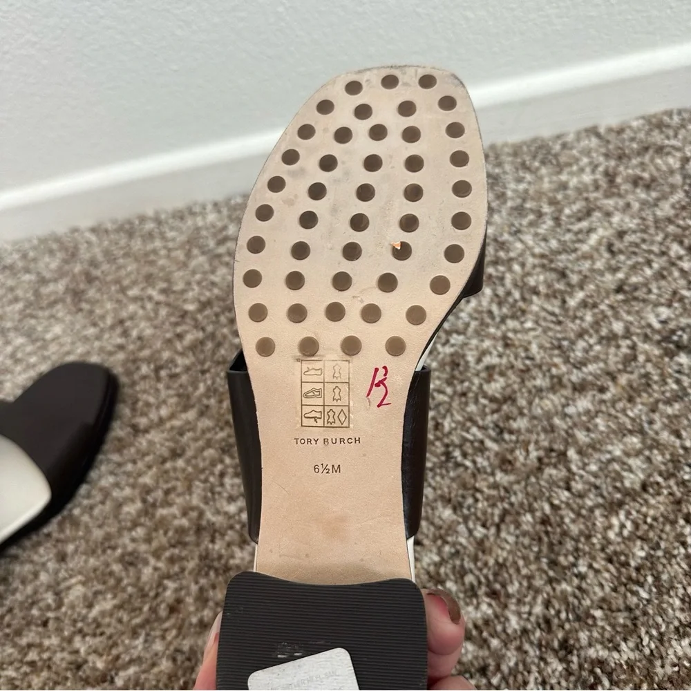 Tory Burch Brown Bombe Miller Sandals - Picture 6 of 7